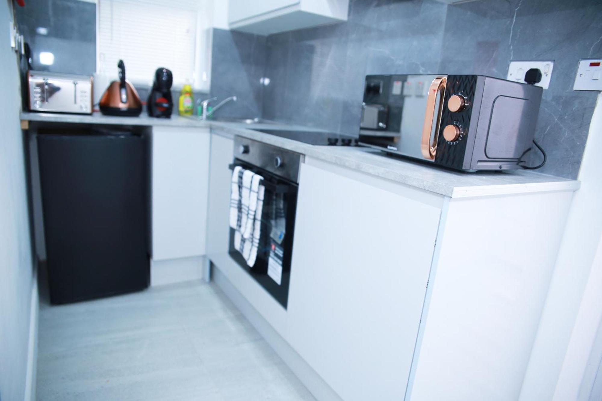 Harrow Luxury Flat With Free Parking. Apartamento Londres Exterior foto